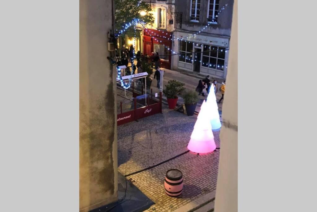 Laon : « Suite Privee Au Pied De La Cathedrale » Exteriör bild